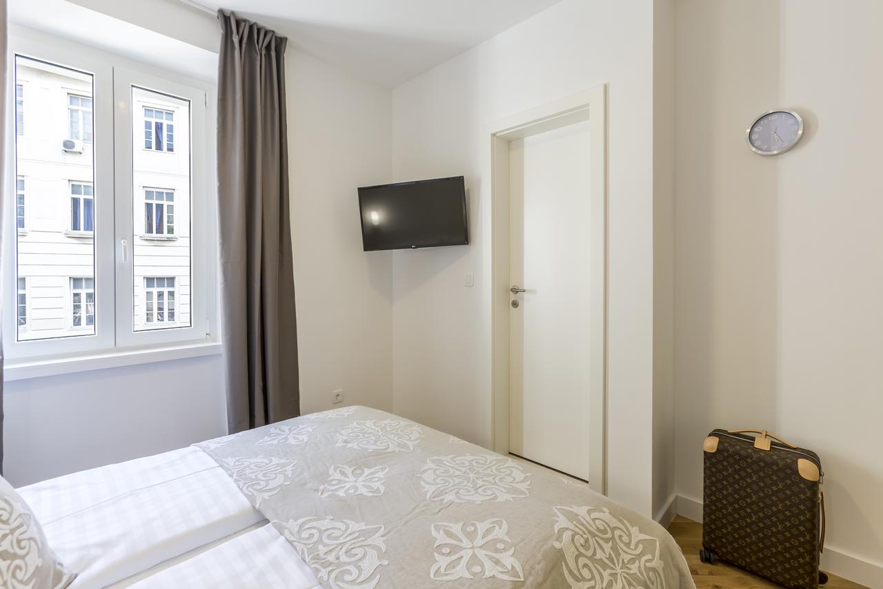 Centro Di Centri Due Hotell Split Eksteriør bilde
